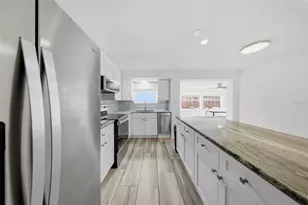 1565 Connecticut Ave NE, Saint Petersburg, FL 33703 - Photo 12