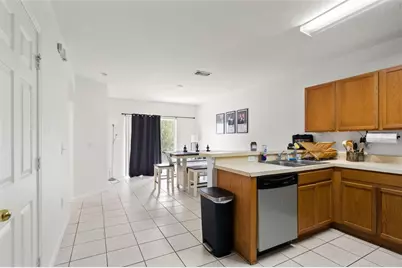 9816 Carlsdale Drive, Riverview, FL 33578 - Photo 6