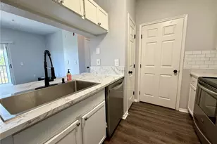 13115 Sanctuary Cove Dr, Tampa, FL 33637 - Photo 4