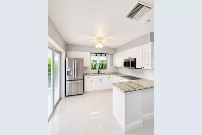 5124 Springwood Drive, Tampa, FL 33624 - Photo 6
