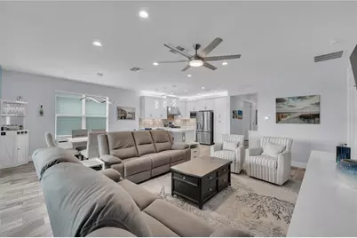 4844 Avila Lakes Drive, Wimauma, FL 33598 - Photo 12