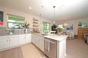8019 Artisan Cir, Seminole, FL 33777 - Photo 6