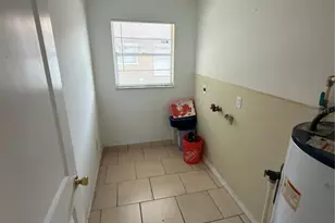 2463 Chestnut Woods Dr, Lakeland, FL 33815 - Photo 8