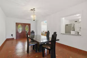 850 36th Ave S, Saint Petersburg, FL 33705 - Photo 4