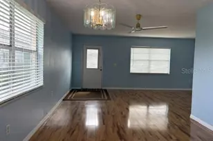 301 Andover Pl S, Sun City Center, FL 33573 - Photo 2