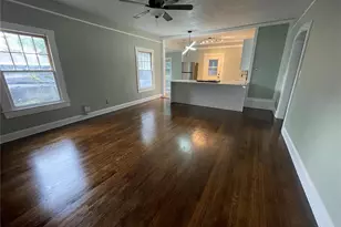 1339 13th St W, Bradenton, FL 34205 - Photo 4