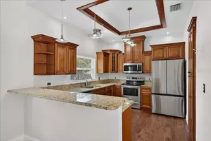 2000 Brent Pl, Palm Harbor, FL 34683 - Photo 18