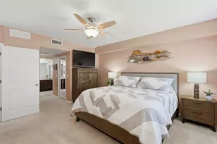 960 Starkey Rd, Largo, FL 33771 - Photo 20
