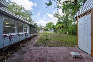 15005 Monet Dr, Tampa, FL 33613 - Photo 34