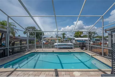 8757 Bay Pointe Drive, Tampa, FL 33615 - Photo 42