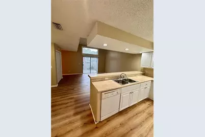6262 142nd Avenue N #710, Clearwater, FL 33760 - Photo 4