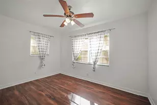 1511 35th Ave N, Saint Petersburg, FL 33704 - Photo 14