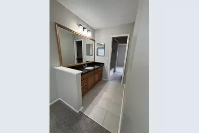 12710 Raeburn Way, Tampa, FL 33624 - Photo 12