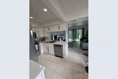 16638 Brigadoon Drive, Tampa, FL 33618 - Photo 4