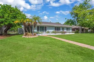 1306 30th St W, Bradenton, FL 34205 - Photo 2