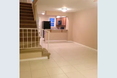 11355 Regal Square Drive, Tampa, FL 33617 - Photo 6
