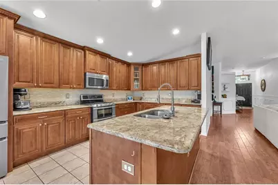 16316 Bridgeglade Lane, Lithia, FL 33547 - Photo 2