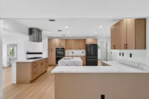 2708 N Dundee St, Tampa, FL 33629 - Photo 16