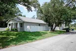 705 E Elm St, Tampa, FL 33604 - Photo 2