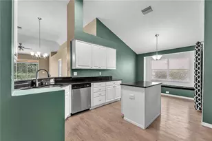 17738 Nathans Dr, Tampa, FL 33647 - Photo 4