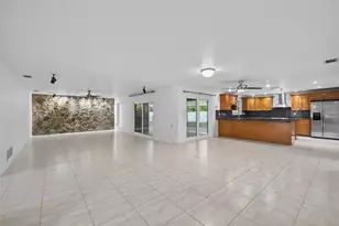 1903 Oro Ct, Clearwater, FL 33764 - Photo 8