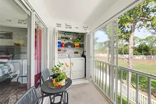 12049 Hoosier Ct, Hudson, FL 34667 - Photo 14