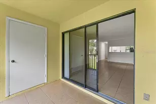 3001 58th Ave S, Saint Petersburg, FL 33712 - Photo 32