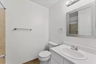 3001 58th Ave S, Saint Petersburg, FL 33712 - Photo 18