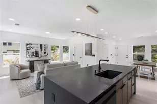 4601 Queensboro Ave S, Saint Petersburg, FL 33711 - Photo 10