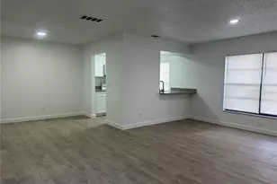 8426 Camden St, Tampa, FL 33614 - Photo 2