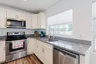 2032 W Ridge Dr, Clearwater, FL 33763 - Photo 16