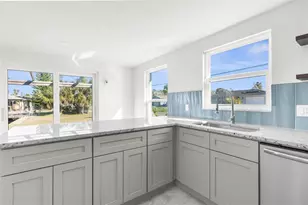 13726 Michelle Ave, Hudson, FL 34667 - Photo 4