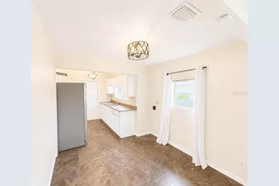 201 35th Street S, Saint Petersburg, FL 33711 - Photo 6