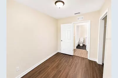 201 35th Street S, Saint Petersburg, FL 33711 - Photo 10