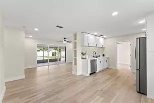 4430 Carson St NE, Saint Petersburg, FL 33703 - Photo 4