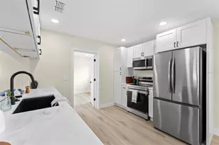4430 Carson St NE, Saint Petersburg, FL 33703 - Photo 10