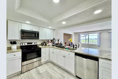 4037 Topsail Trail, New Port Richey, FL 34652 - Photo 14