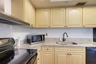 100 Pierce St, Clearwater, FL 33756 - Photo 10