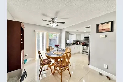5216 Tennis Court Circle #5216, Tampa, FL 33617 - Photo 8