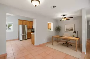 4307 W Wisconsin Ct, Tampa, FL 33616 - Photo 4
