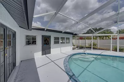 9305 120th Lane, Seminole, FL 33772 - Photo 36