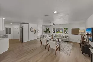 9305 120th Ln, Seminole, FL 33772 - Photo 14