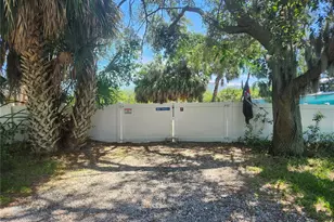 4826 Treasure Dr, New Port Richey, FL 34652 - Photo 1