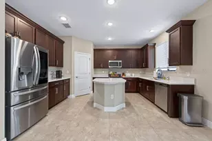 12636 Sourwood Way, New Port Richey, FL 34654 - Photo 2