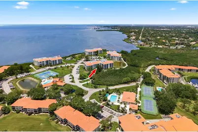 125 Mariner Drive #125, Tarpon Springs, FL 34689 - Photo 2