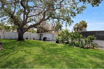301 41st Avenue, Saint Pete Beach, FL 33706 - Photo 4