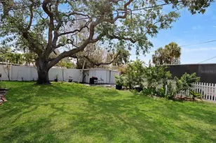 301 41st Ave, Saint Pete Beach, FL 33706 - Photo 4