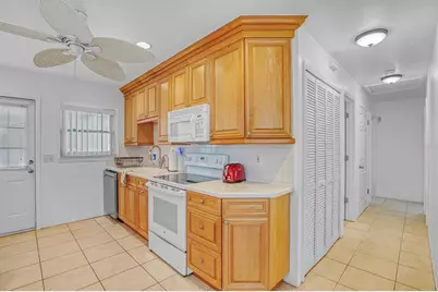 301 41st Avenue, Saint Pete Beach, FL 33706 - Photo 10