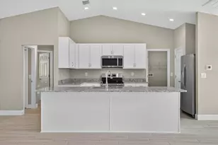 6005 Moongate Rd, Spring Hill, FL 34606 - Photo 14