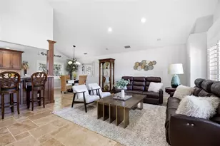 9149 Maple Ct, Seminole, FL 33777 - Photo 6